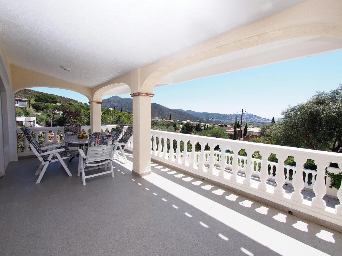 Bilbao By Interhome Villa Roses